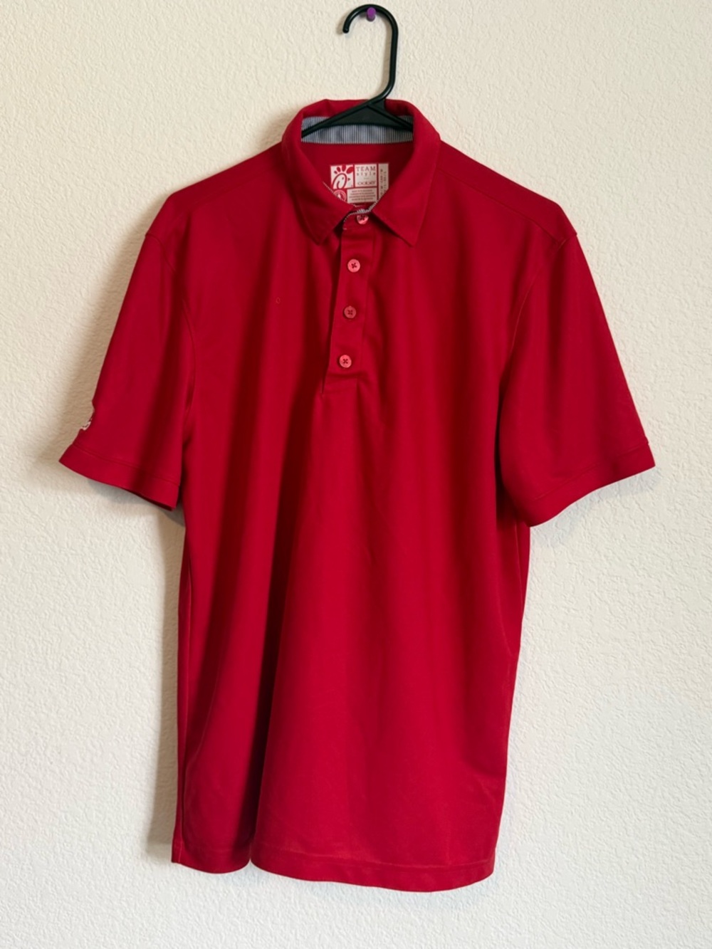 Chick-Fil-A Oobe Team Uniform Employee Mens Large Short Sleeve Red Polo USED